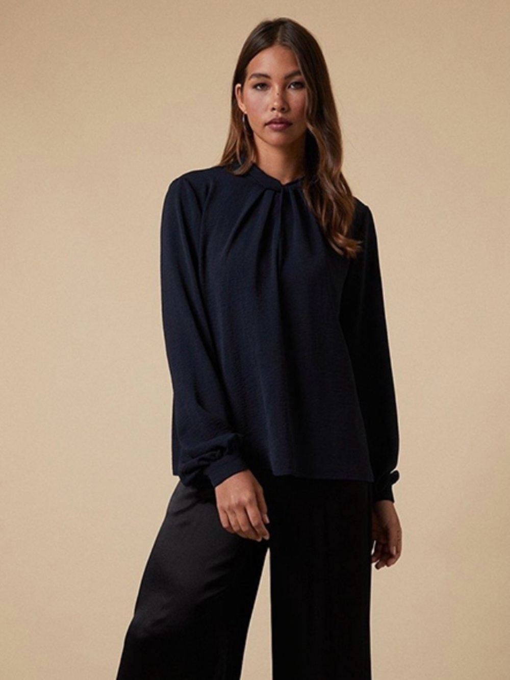 Banana Republic like brand new condition dark blue blouse. Jaime Twist on front.